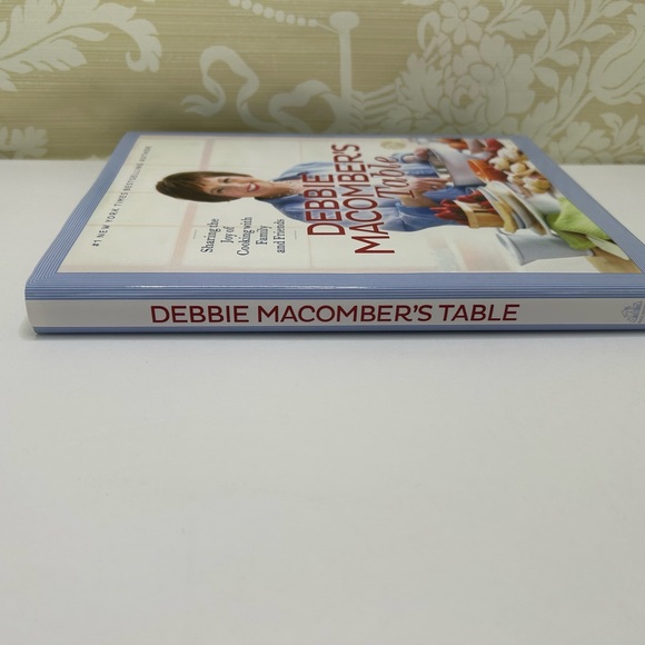 Debbie Macomber’s Table CookBook - Picture 6 of 8